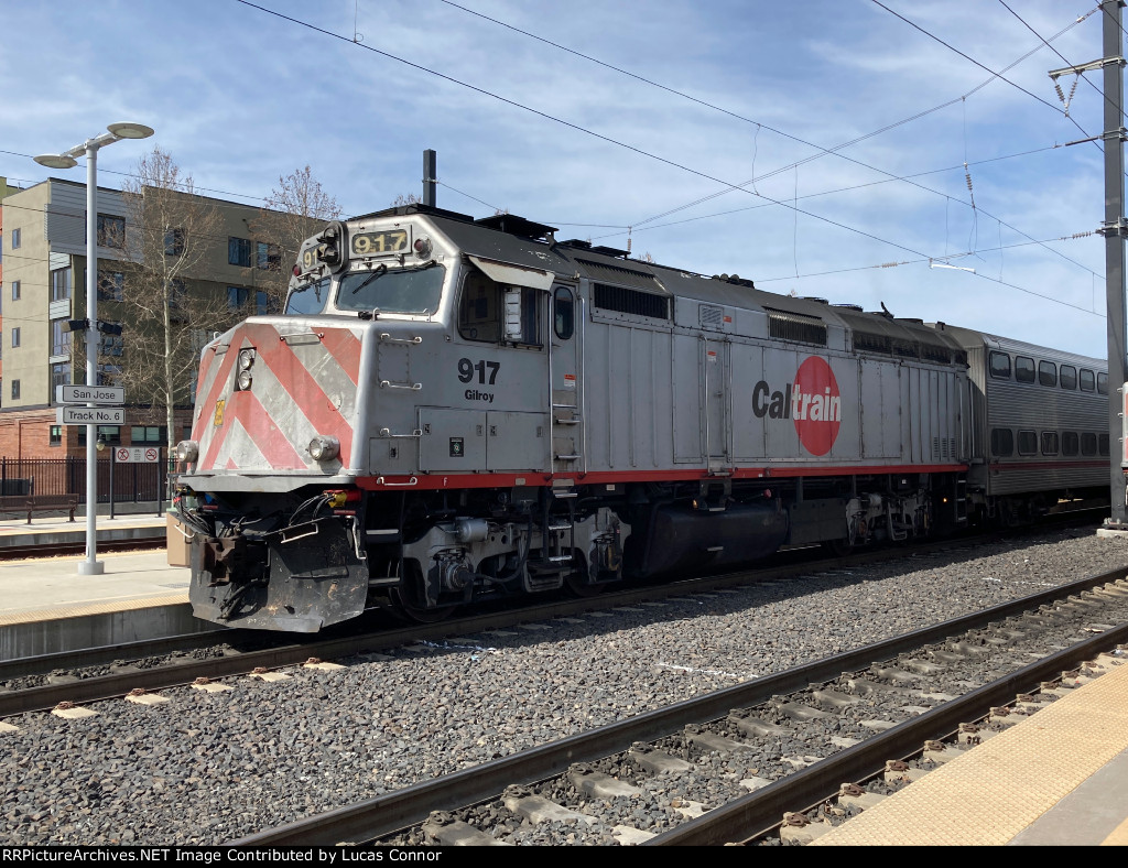 Caltrain 917